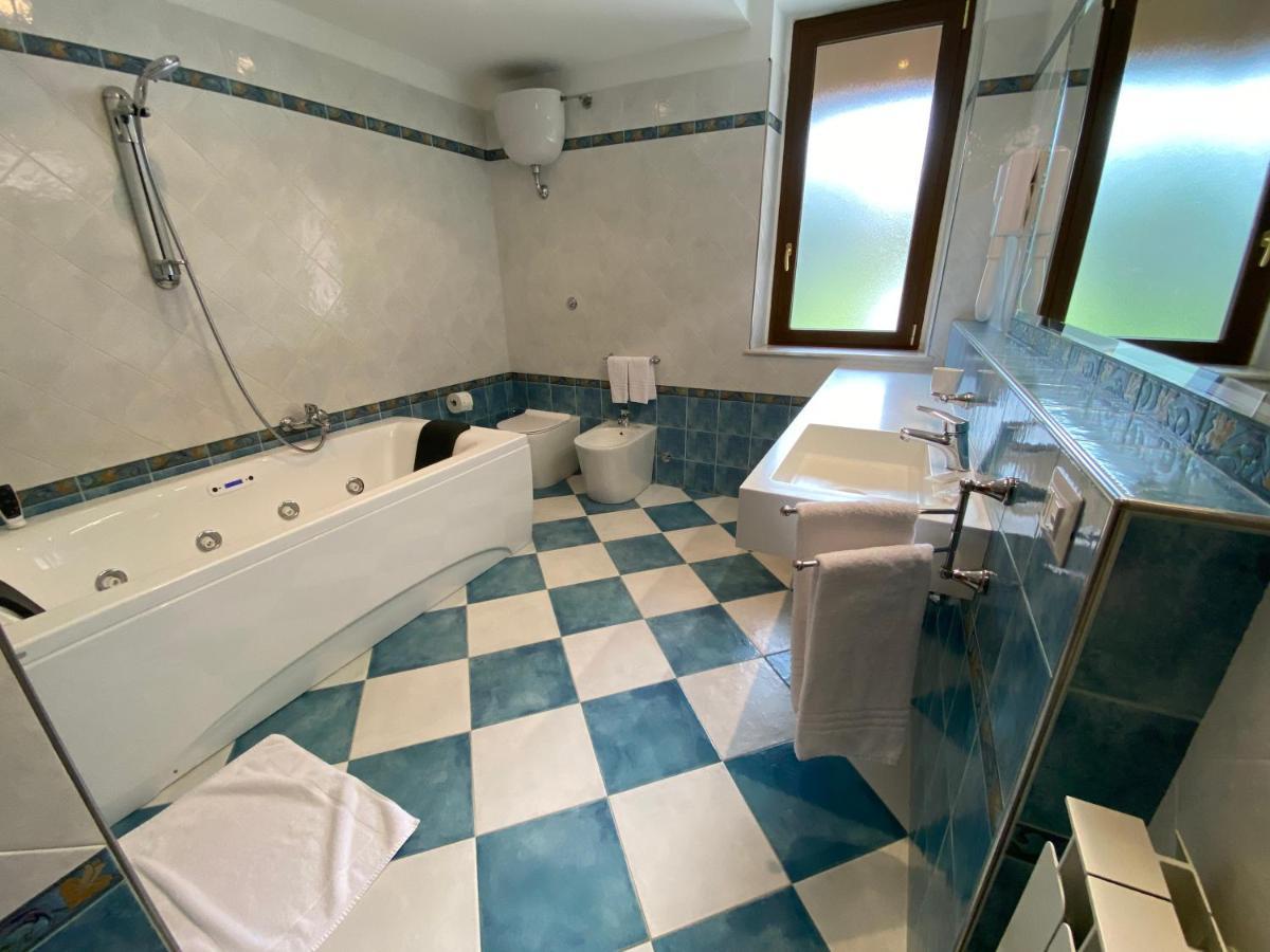 Il Villino Agriturismo B&B Belforte del Chienti Exterior foto